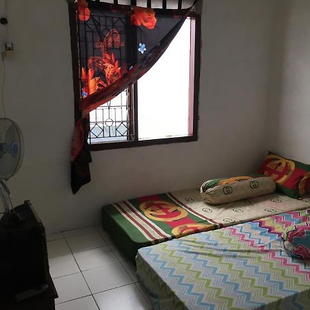 Tambak Bayan Guesthouse Kejayan Eksteriør bilde