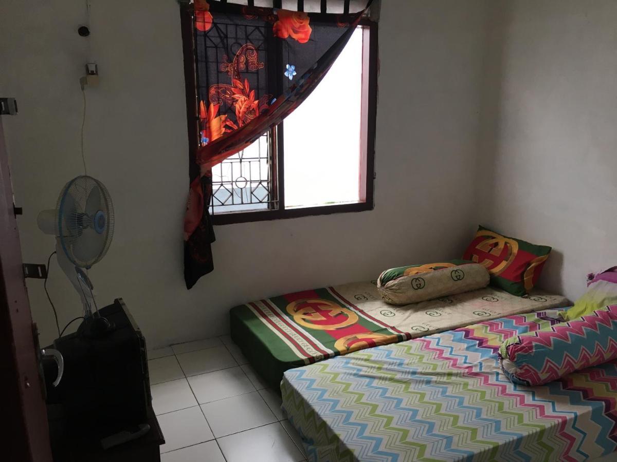Tambak Bayan Guesthouse Kejayan Eksteriør bilde